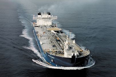 125,000 dwt OIL SHUTTLE TANKER