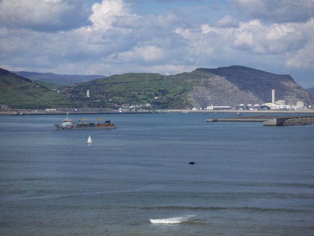 11,300 m T.S. HOPPER DREDGERS